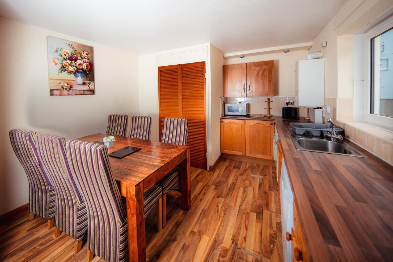Fab Arthur Seat Views, Old Town Apartment Edimburgo Esterno foto