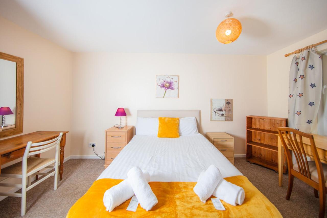 Fab Arthur Seat Views, Old Town Apartment Edimburgo Esterno foto