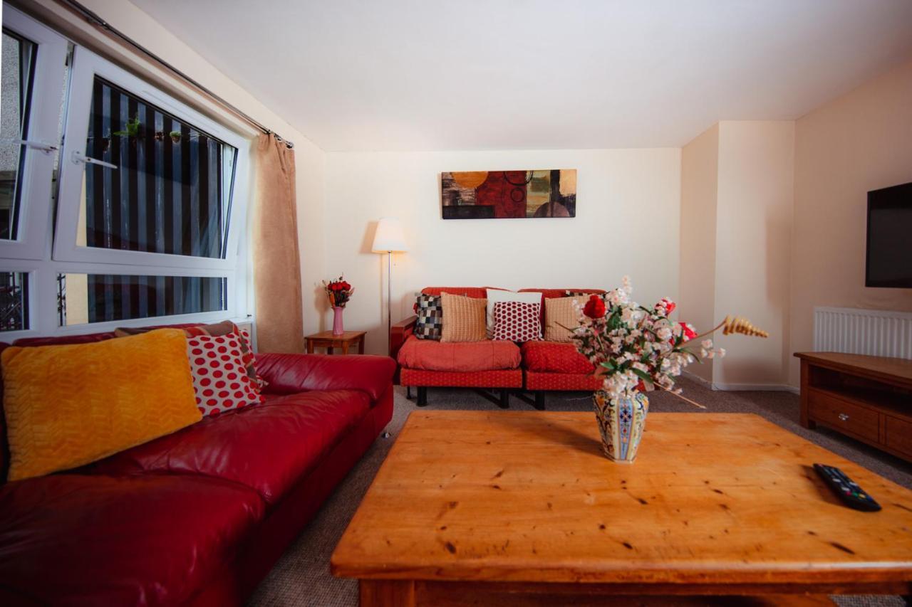 Fab Arthur Seat Views, Old Town Apartment Edimburgo Esterno foto