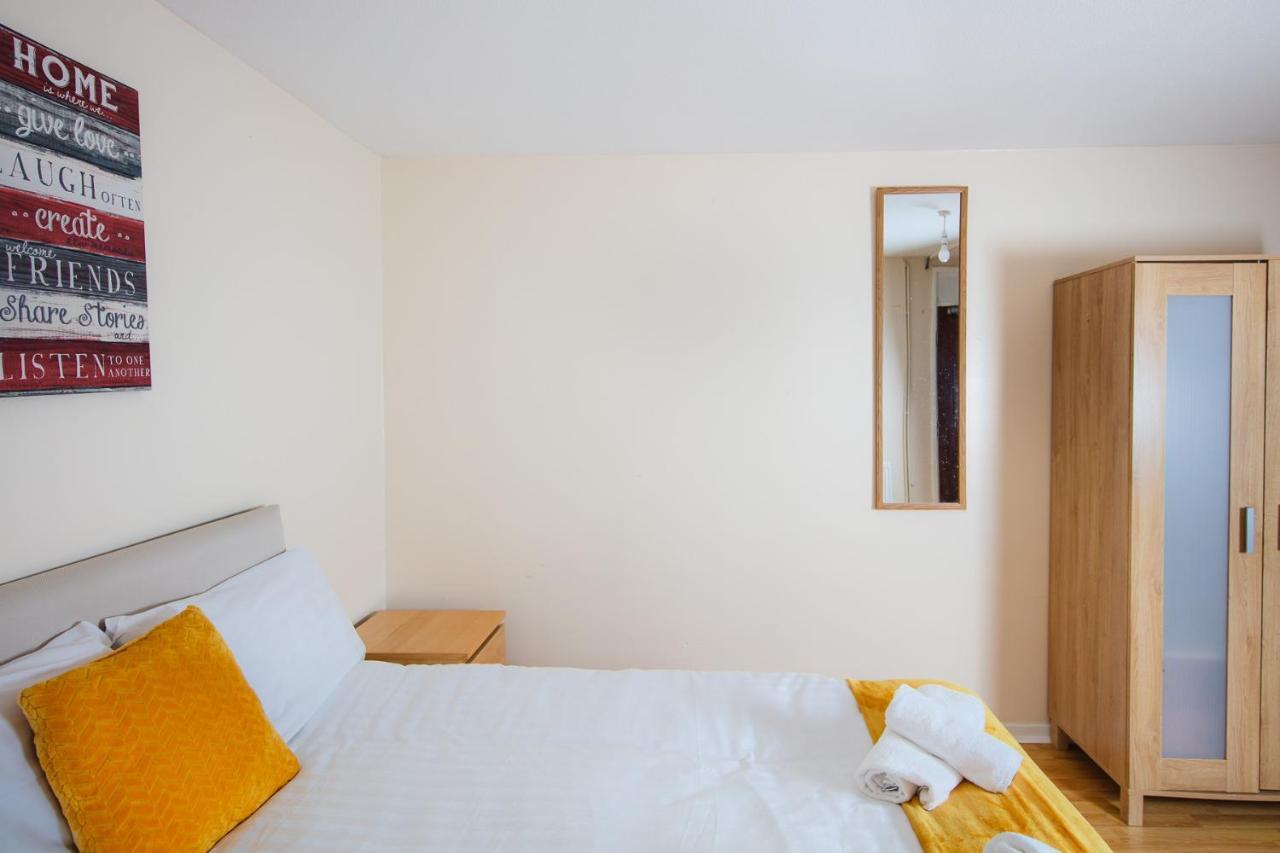 Fab Arthur Seat Views, Old Town Apartment Edimburgo Esterno foto